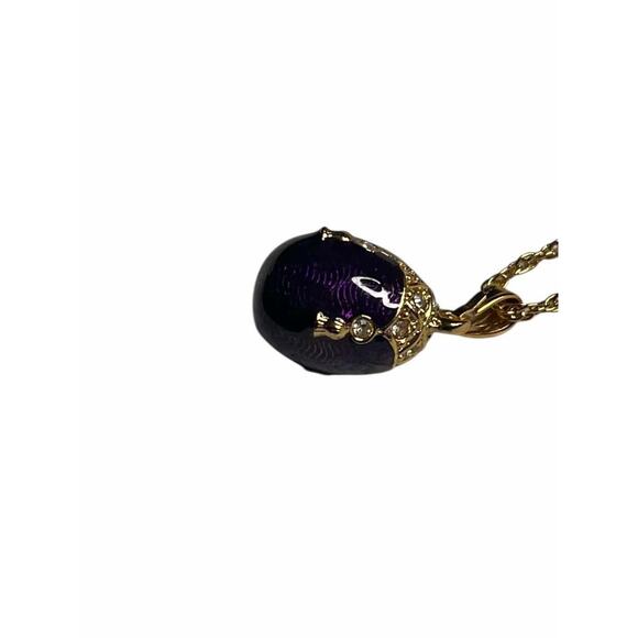 Vintage Avon Jewelesque Splendor Purple Enamel Pendant - Picture 2 of 5